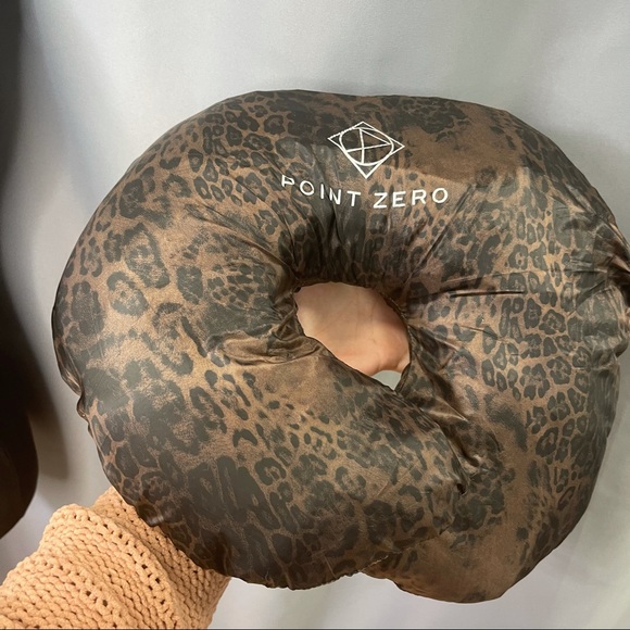 Point Zero- Packable ultralight jacket (cheetah) - Picture 7 of 7